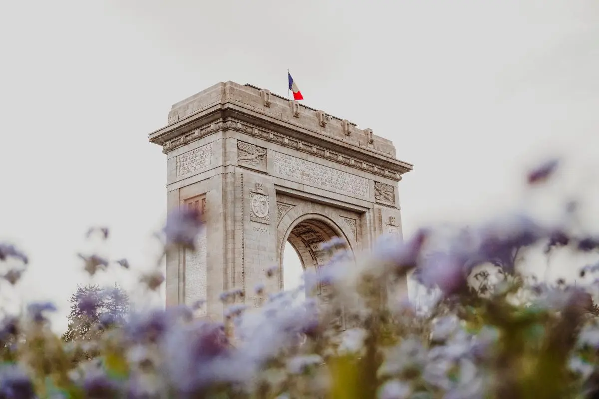 Perfect Day in Paris: 24H Itinerary for First-Time Visitors