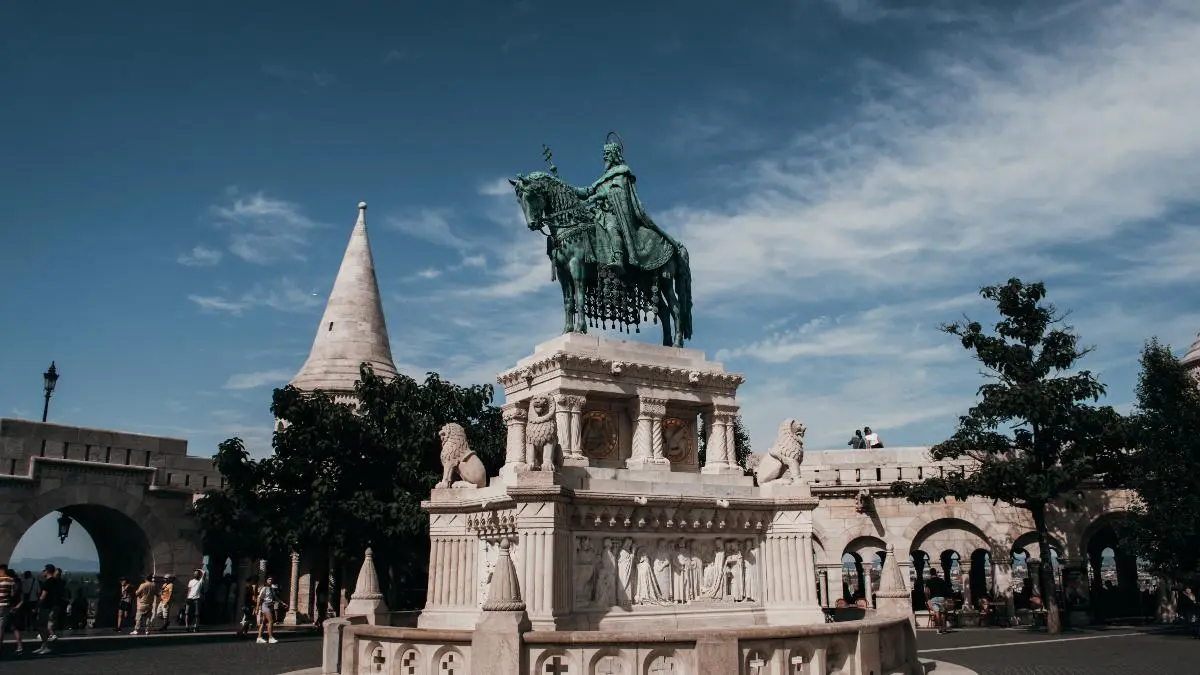 How to Make the Most of Buda Castle & Fisherman's Bastion