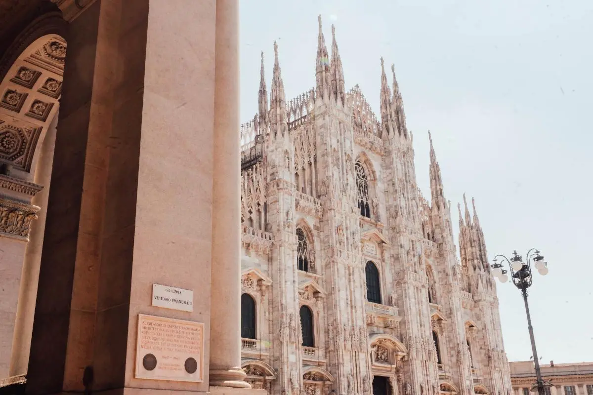 Las claves para explorar el magnífico Duomo de Milán de la mejor manera