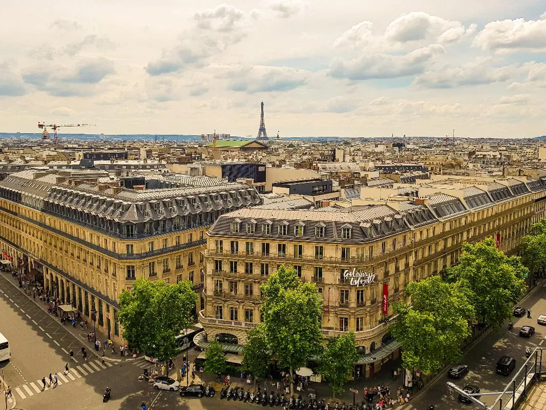 Where To Eat, Drink, Stay, And Play In Paris in Summer