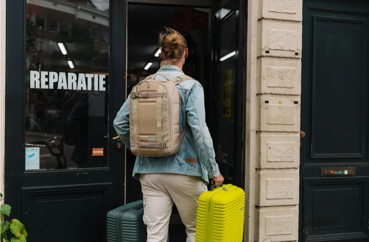 What's the safest luggage storage service in Paris?