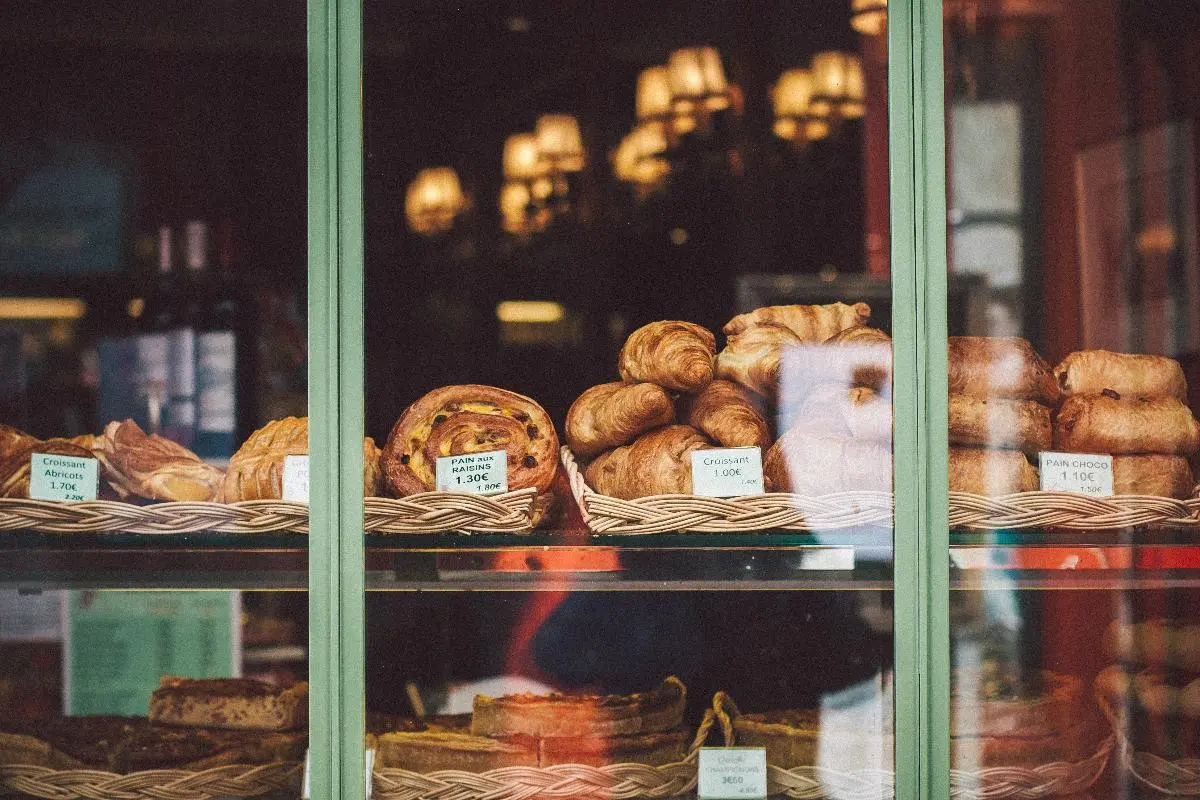 Parisian Pastries: French Bakery Guide on Where to Find Them