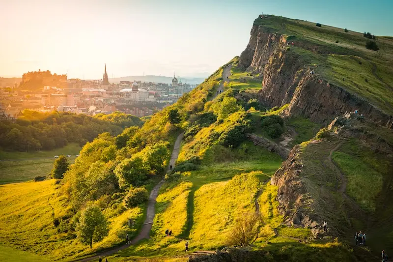 Ce qu'il faut savoir AVANT d'explorer Arthur's Seat et Holyrood Park