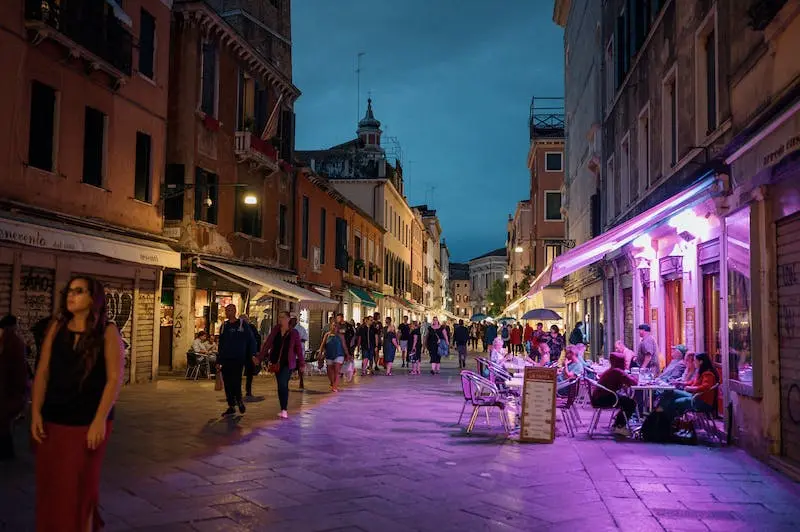 Vida nocturna en Venecia: 15 bares y locales con actuaciones en directo