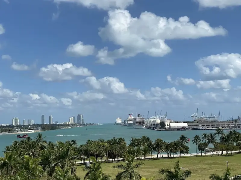 Où stocker les bagages à Miami après une croisière ?