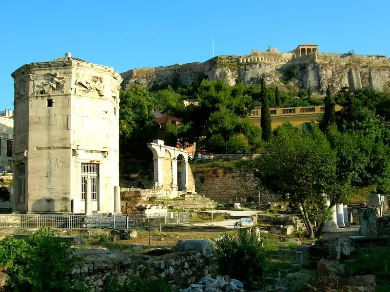 Benvenuti a Plaka, Atene: Il quartiere degli dei