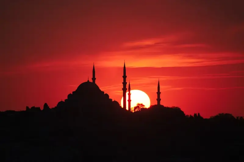 10 Reasons to Visit Istanbul's Blue Mosque And Rules To Know