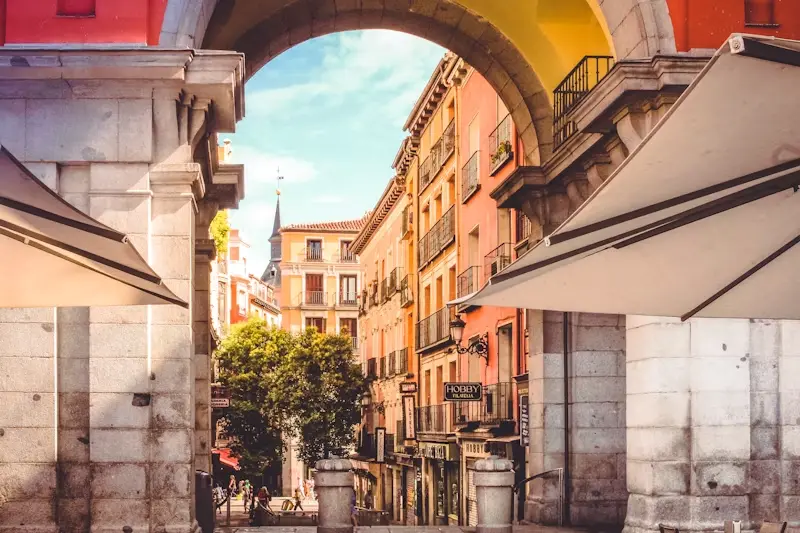 How to Book the Best Luggage Storage in Madrid