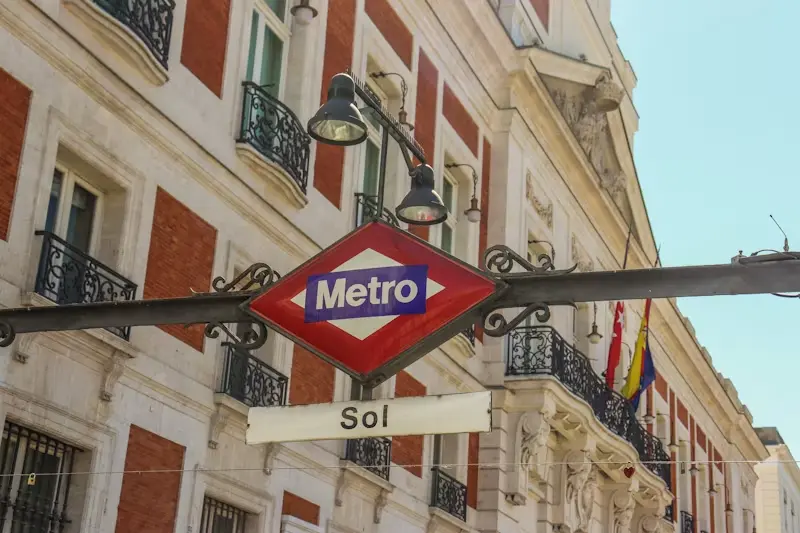 Een complete gids voor het openbaar vervoer in Madrid: Prijzen en informatie