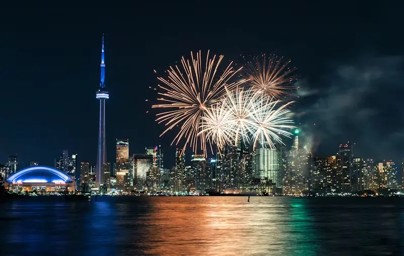 10 punti di riferimento di Toronto da visitare per la prima volta