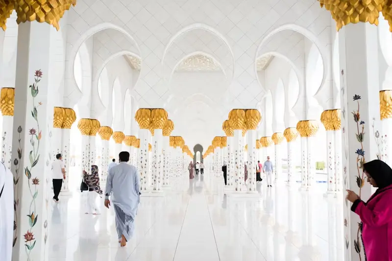 Dos and Don’ts You Should Know Before Visiting Abu Dhabi