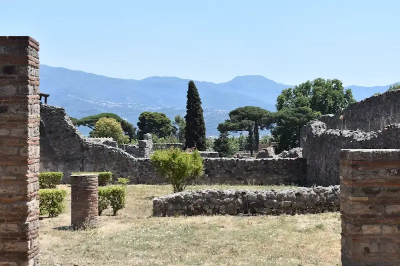 Esplora il Duomo di Salerno e la Cripta di San Matteo