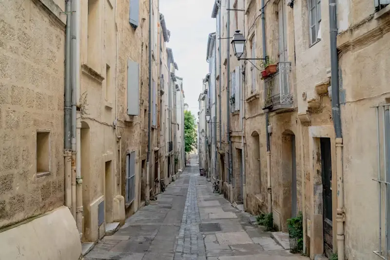 Montpellier’s Ecusson: Medieval Streets and Unique Boutiques