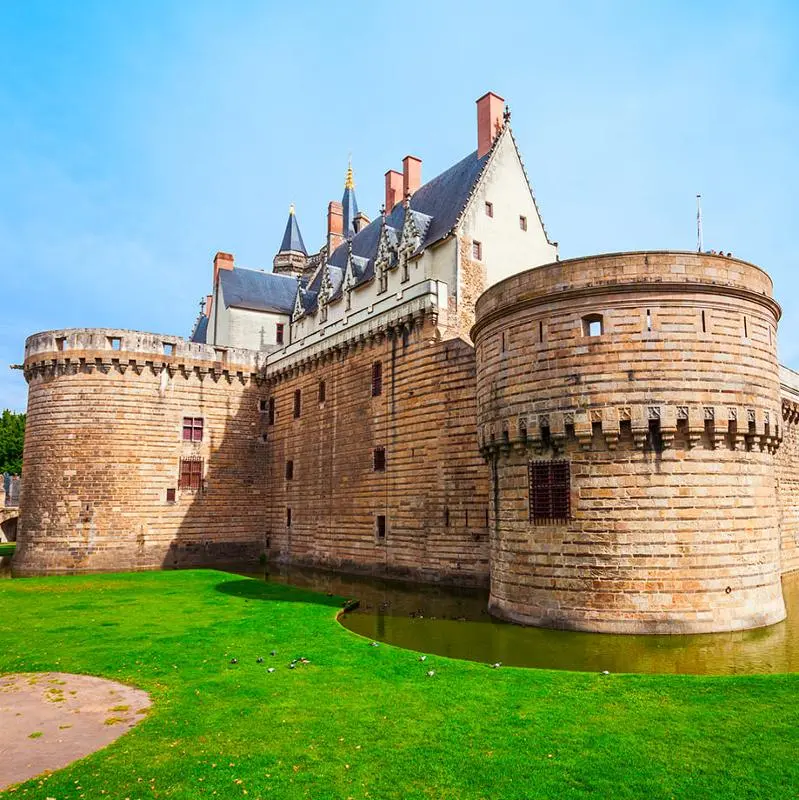 行李寄存 Castle of the Dukes of Brittany